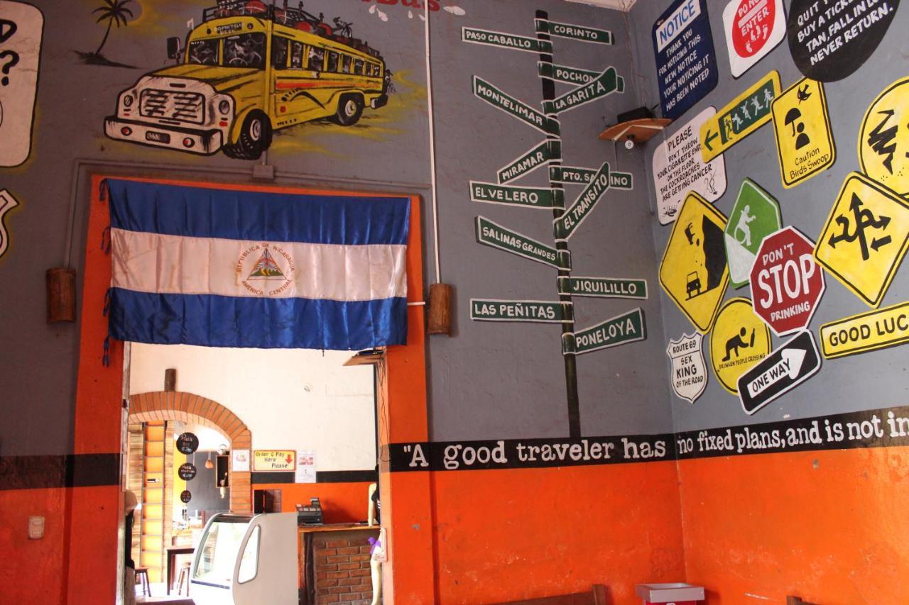 Bigfoot Hostel Leon Exterior photo